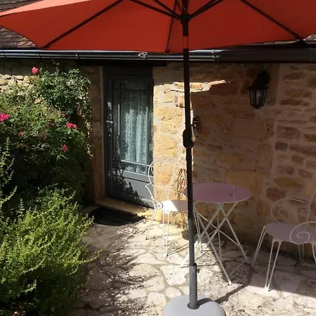 Autour D'une Histoire 3*