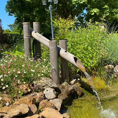 Autour D'une Histoire