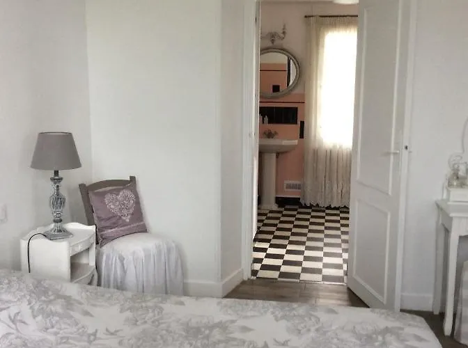 Autour D'une Histoire Guest house 3*