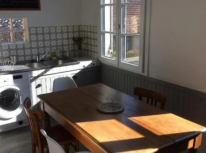 Autour D'une Histoire Guest house 3*