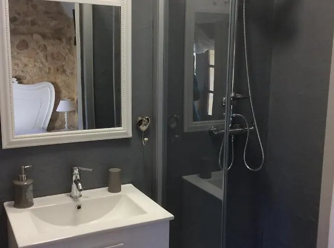 Autour D'une Histoire Gasthuis 3*