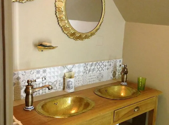 Guest house Autour D'une Histoire 3*