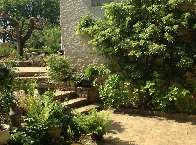 Autour D'une Histoire 3*